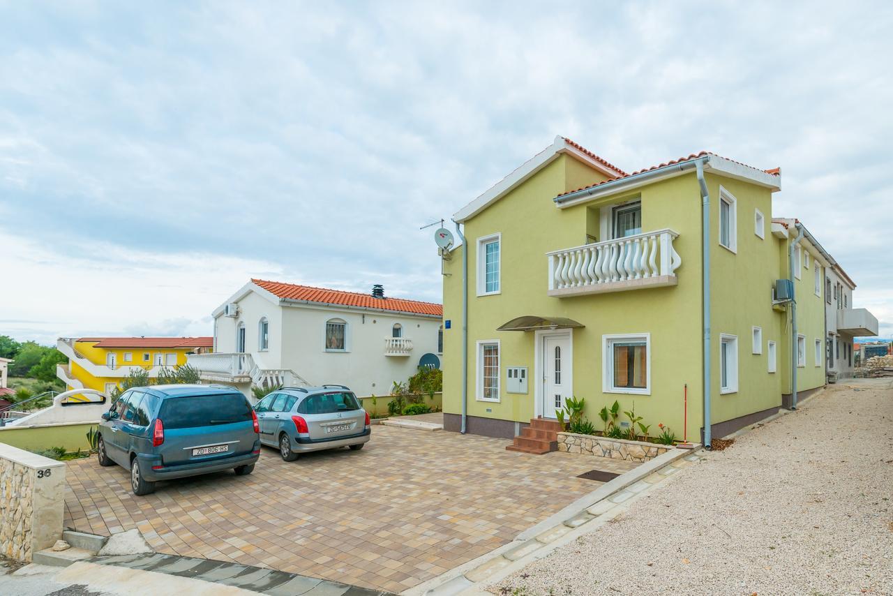 Apartments Mahnet Вир Экстерьер фото