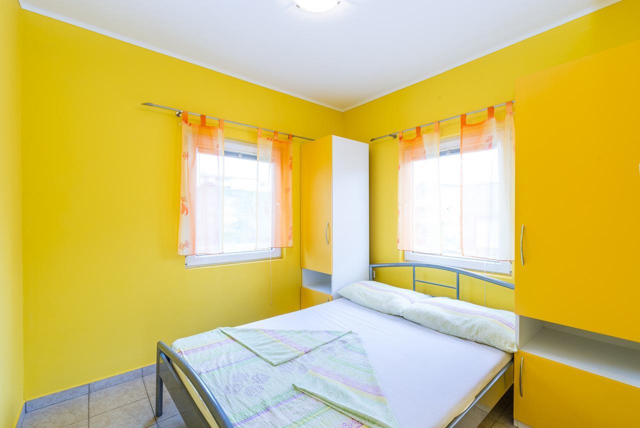 Apartments Mahnet Вир Экстерьер фото