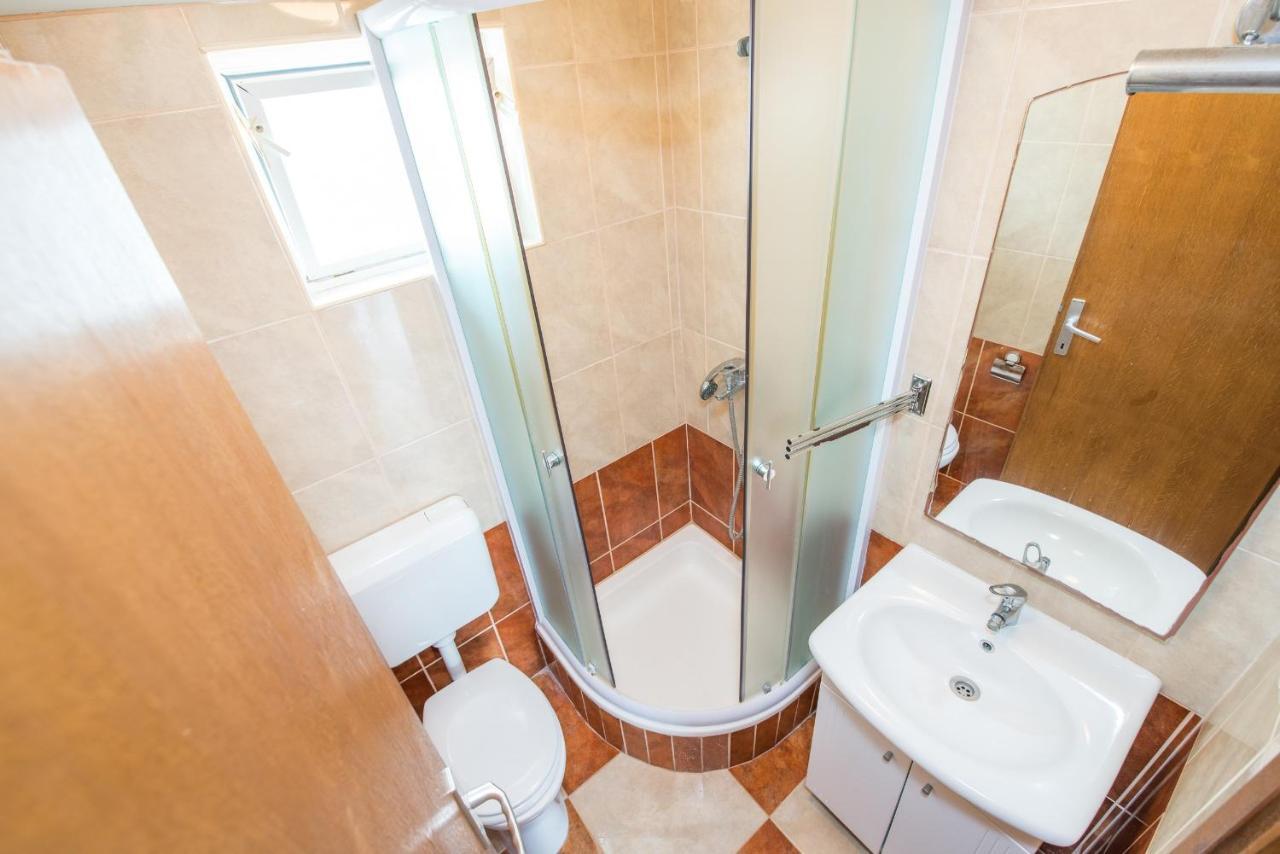 Apartments Mahnet Вир Номер фото